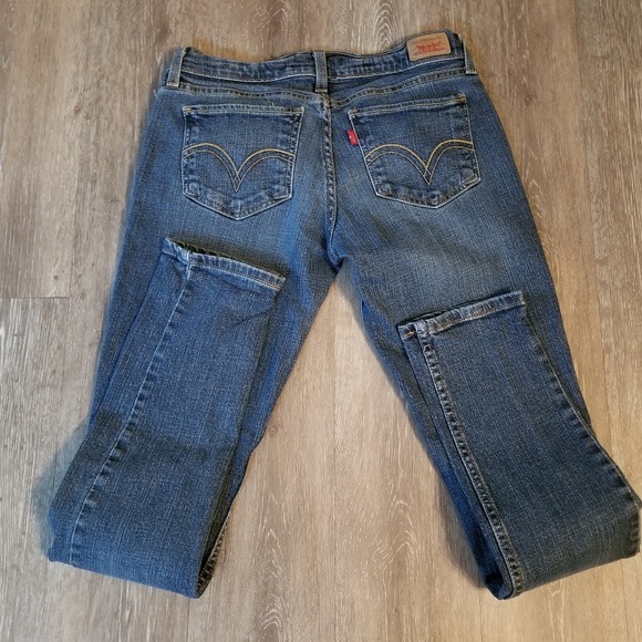 Levi's 524 too superlow size 7 Clearance